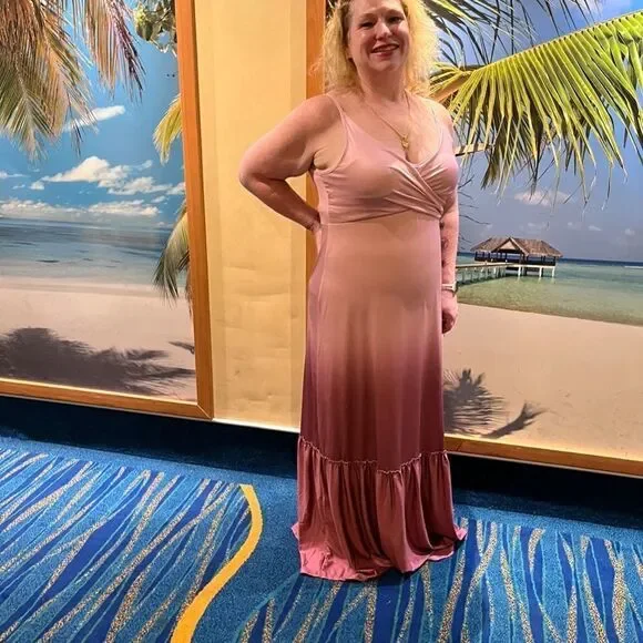 PinkโFormalโFullโLengthย ShinyโDressโ2XL - Picture 4 of 13